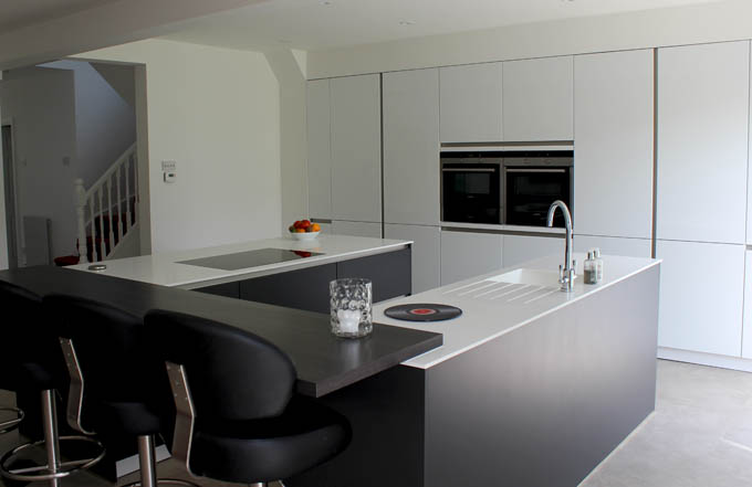 Schuller Biella Lava Black and Biella White Gloss Customer Kitchen