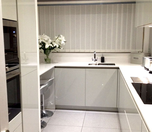 Schuller Uni Gloss German Kitchen in Crystal Grey