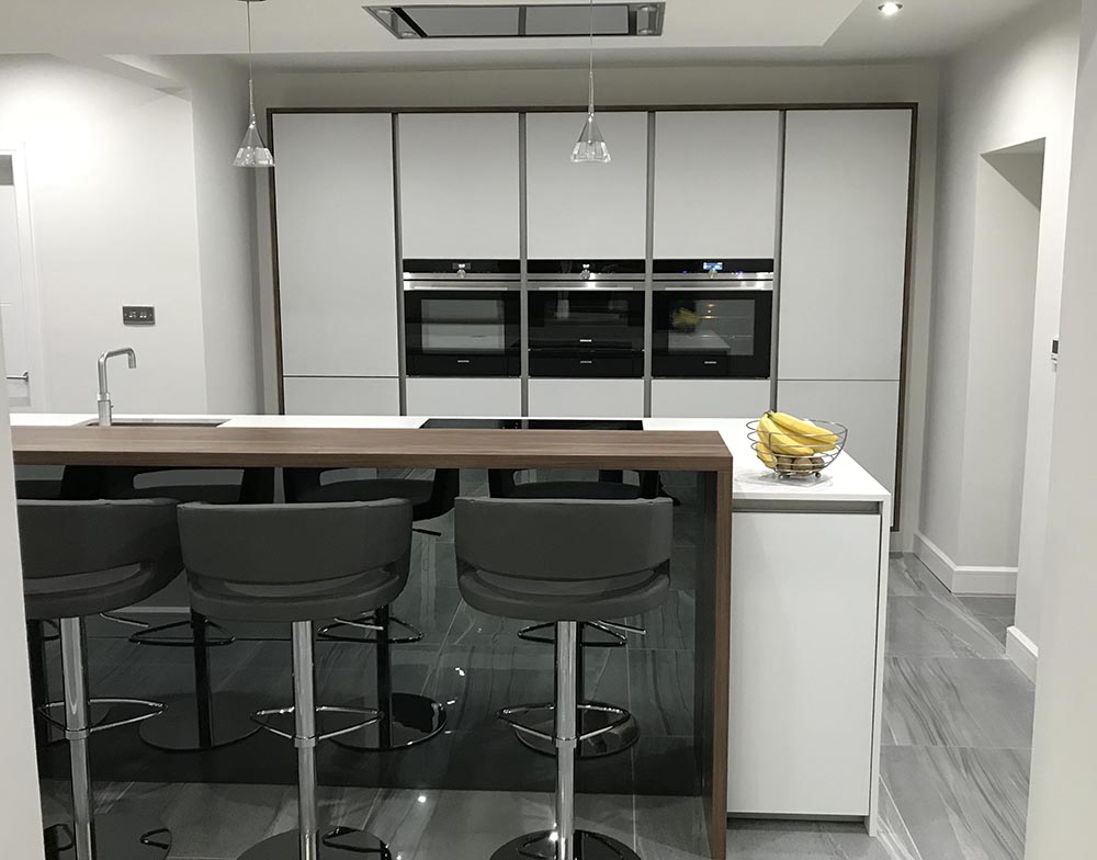  Schuller Glass Gloss Crystal Grey Larder Uni and Island