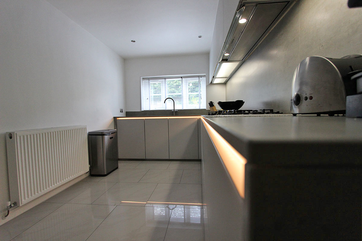 Schuller kitchen with Concrete Ceramic