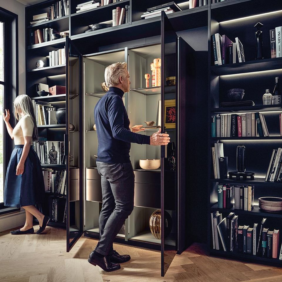 NX 510 book shelves 