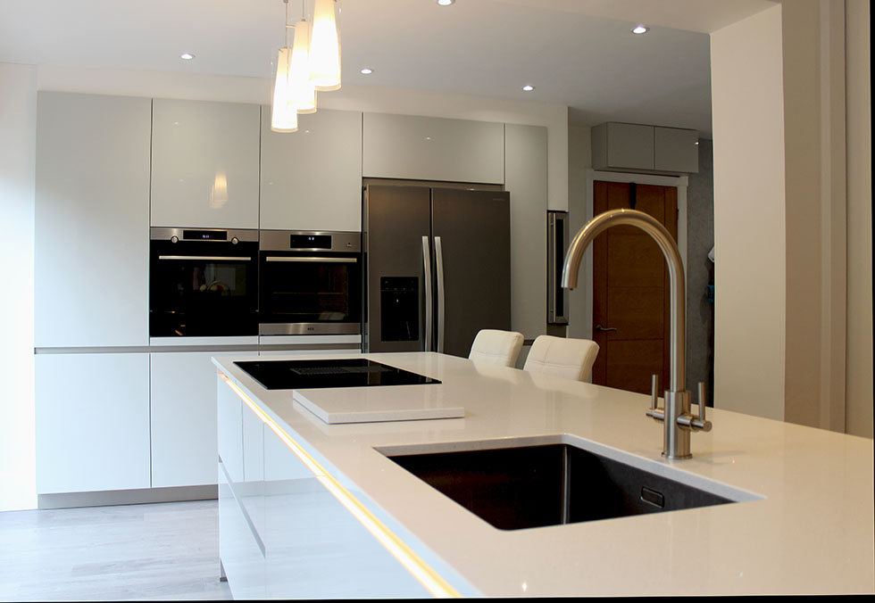 Gloss Schuller Kitchen installed in Cheshire