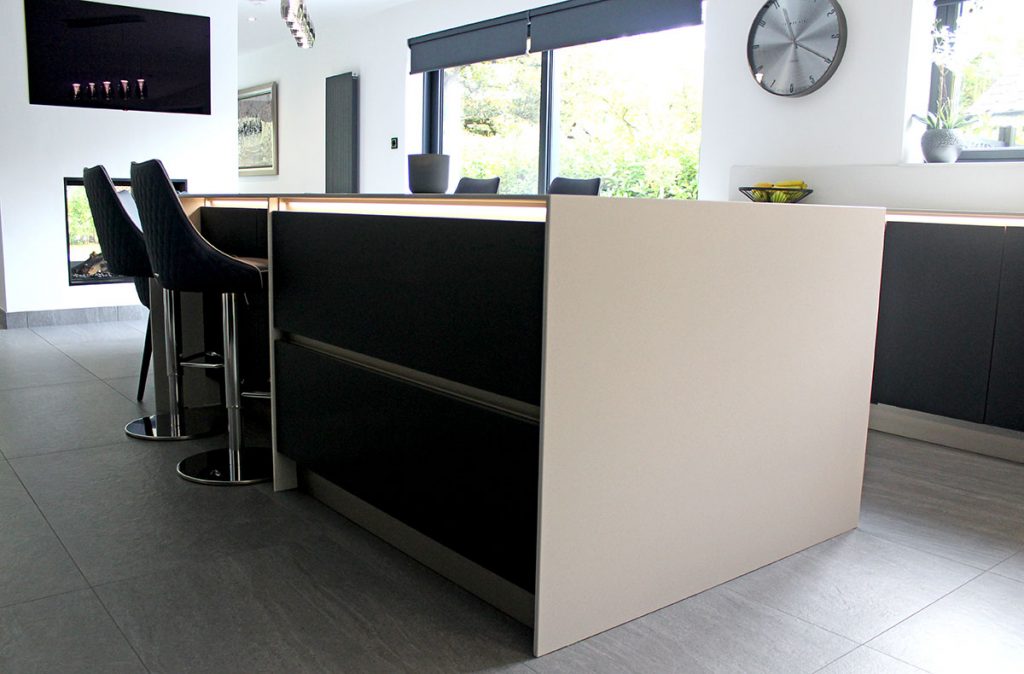 German kitchen customer project using Next 125